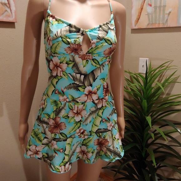 TROPICAL SWIMSUIT SKIRT & SARONG - Picture 1 of 8